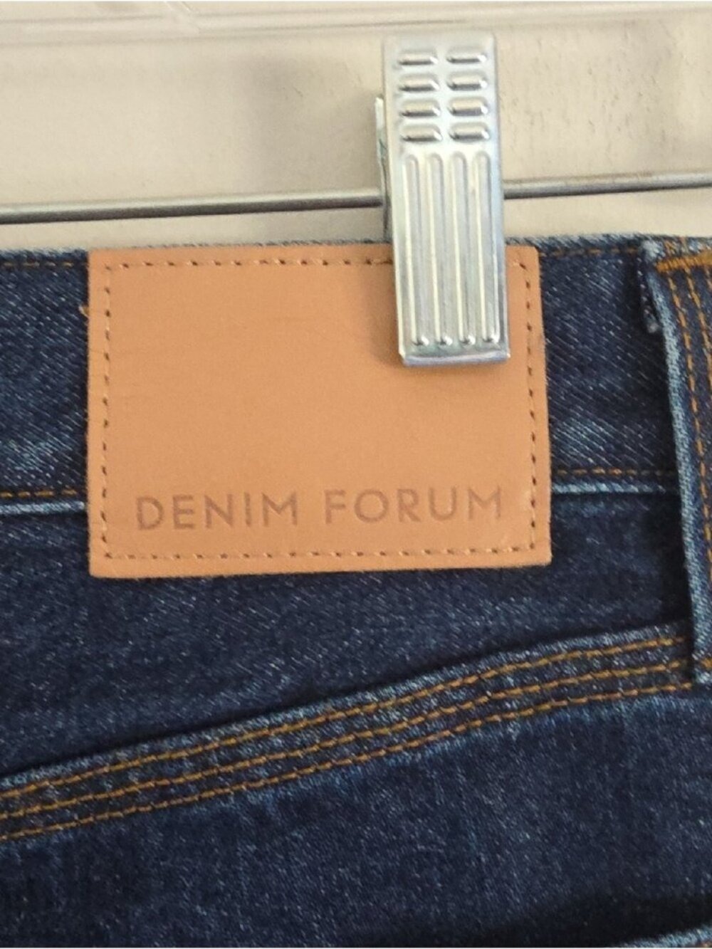 ARITZIA | Denim Forum The '90s Tailored Hi-Rise Wide Jeans non-stretched Sz 24 - Picture 6 of 6